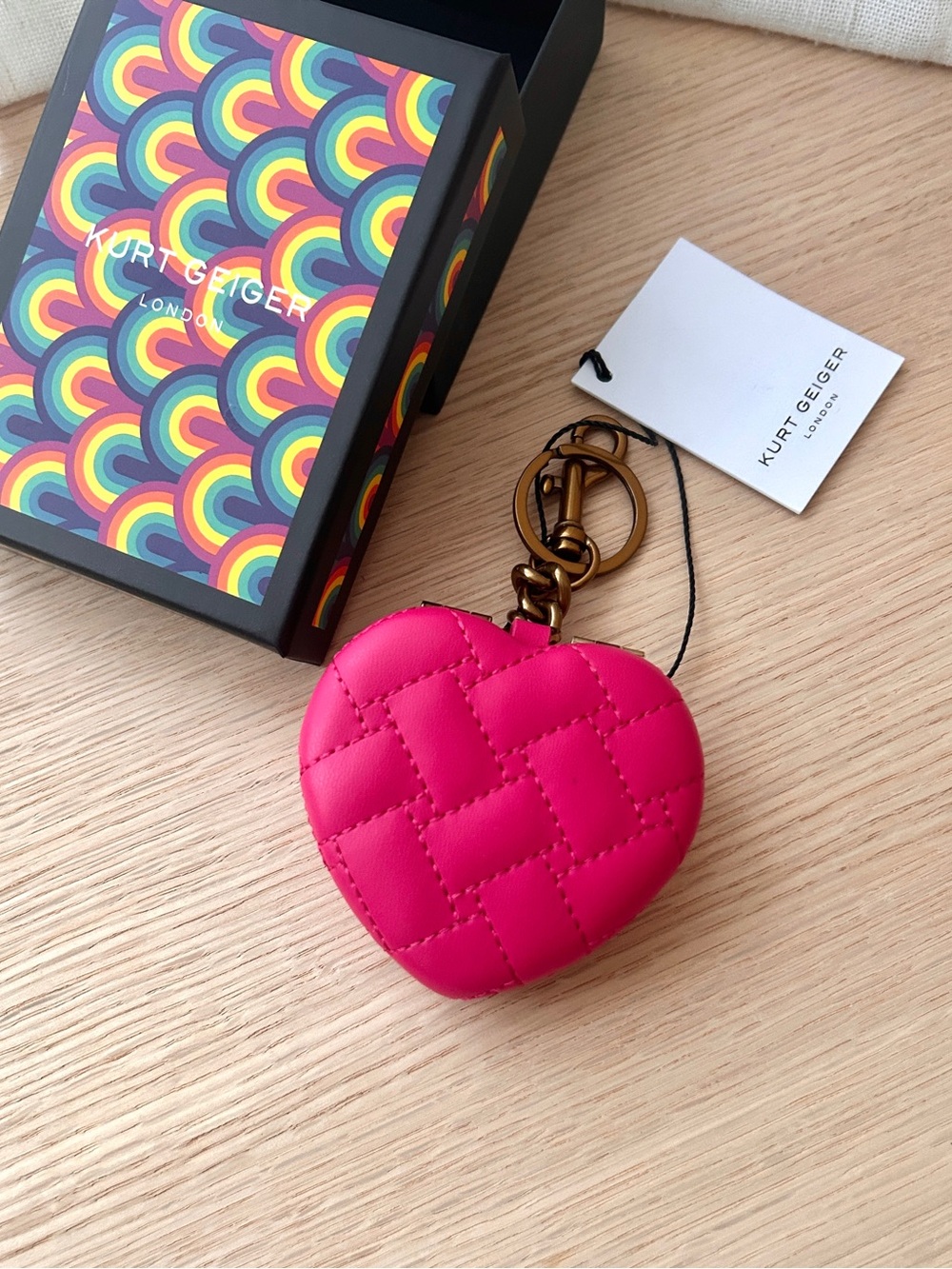 NWT💝Kurt Geiger London Boxed Kensington Heart Mirror Bag Charm Pink Keychain - Picture 4 of 5